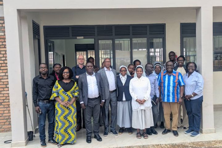 Developing an Afrocentric approach to school leadership 